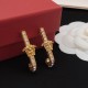 Earrings that attract attention in early spring 2023SS VERSACE Versace Earrings that attract attention in early spring 2023SS VERSACE Versace